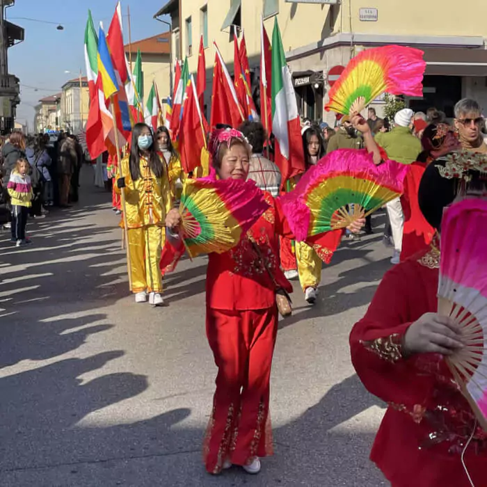 Chinese Dragon Parade Fans